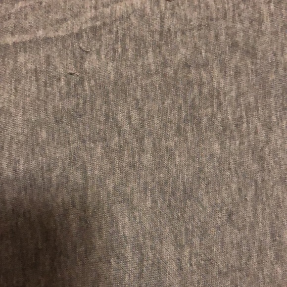 🎀3 for 30🎀 BCBG Asymmetrical Shirt - Picture 6 of 6